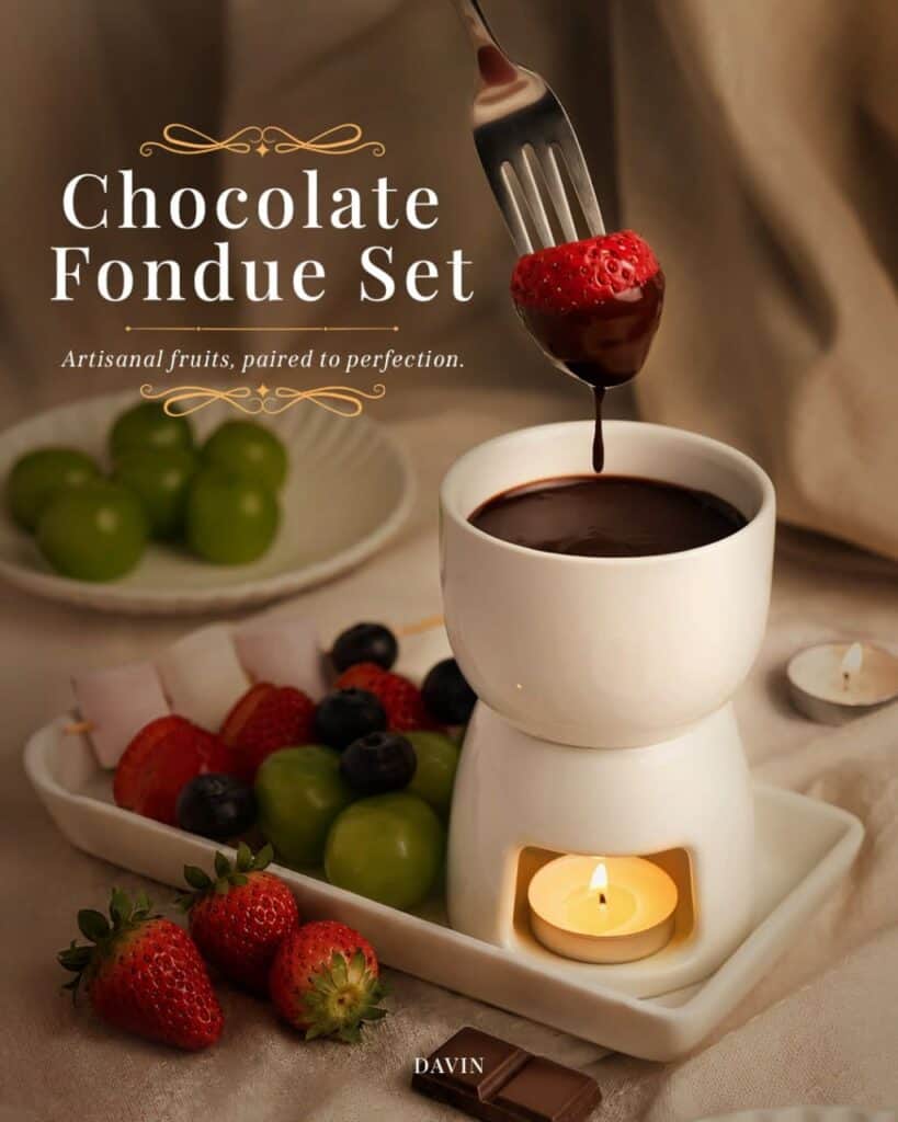 Chocolate Fondue Set at DAVIN CAFE in Bangkok, featuring warm rich Chocolate paired with fresh fruits for a premium dessert experience made for true Chocolate lovers.
